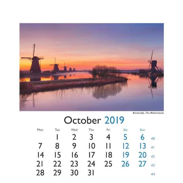 World In View Mini Desk Calendars